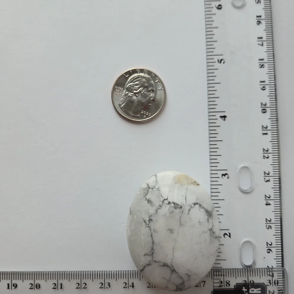 Howlite Palm - Picture 2 of 2